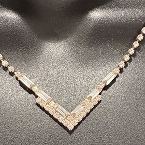 Vintage Clear Rhinestone V Necklace w Accent Bagget Rhinestones Adjustable